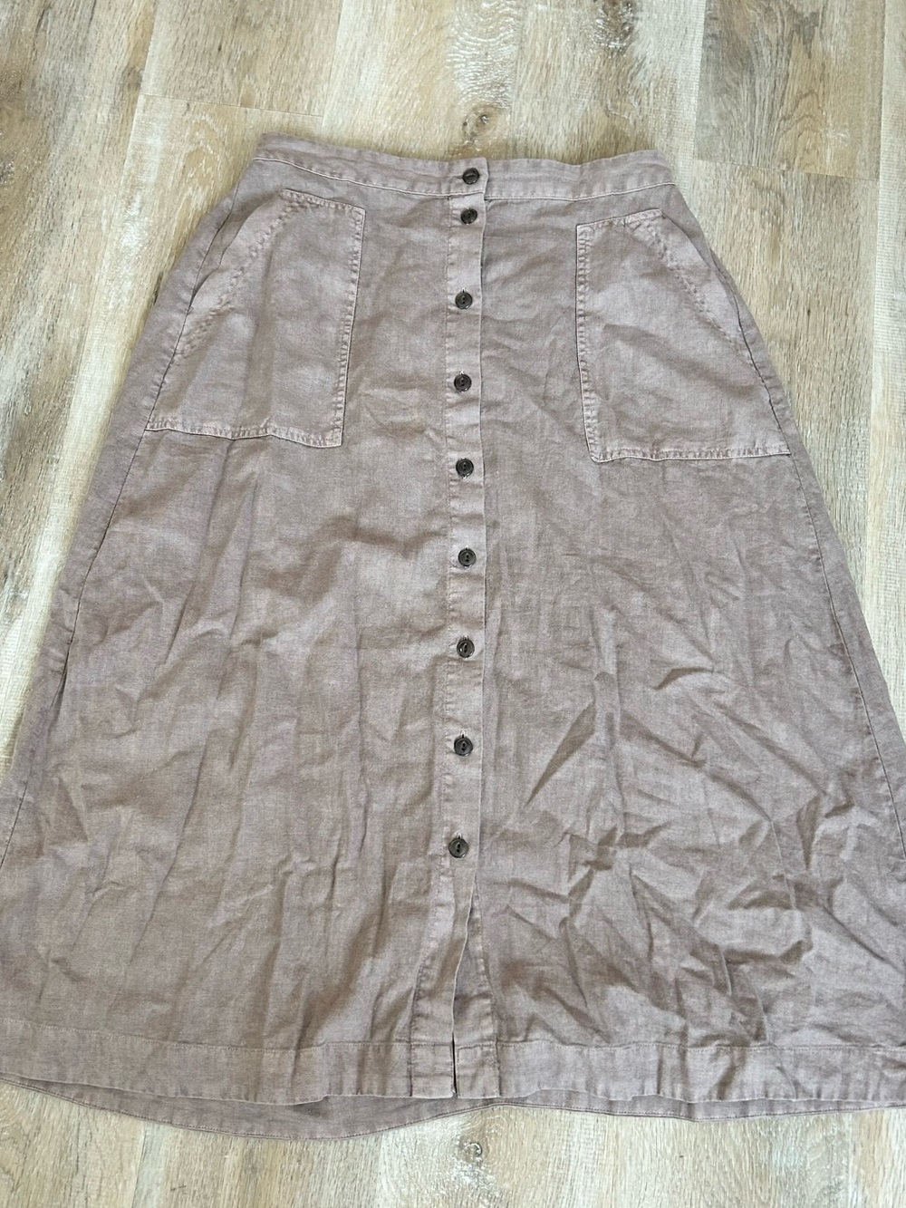 Universal Thread Button-Front A-Line Skirt in Taupe Brown